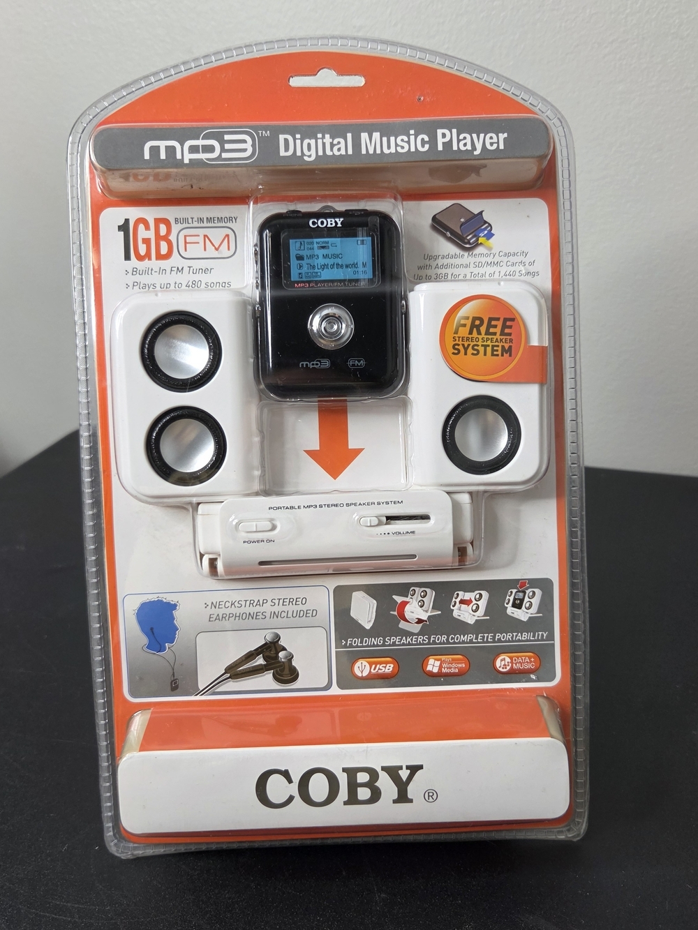 Coby Black MP3 Digital Music Player with White Portable Speakers - 1GB